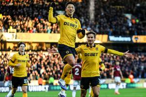 Wolves gelingt Premierensieg - Groß gibt Brighton-Debüt