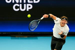 Zverev startet mit Sieg ins neue Tennisjahr