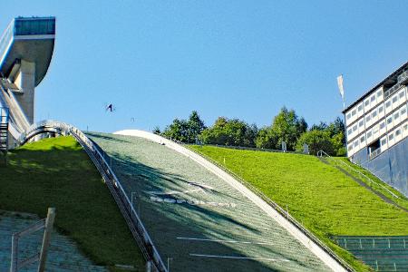 Frauen-Tournee: Grünes Licht für Flutlicht in Innsbruck