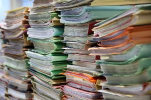 Schätzungen zufolge werden nur etwa ein bis drei Prozent aller in Deutschland gesprochenen Gerichtsurteile der Öffentlichkeit zugänglich gemacht. (Symbolbild)