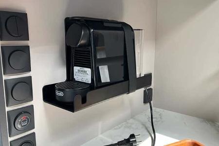 Wohnwagen, Küche, Kaffeemaschine