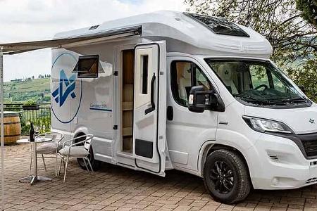 Atlantis Compact 595, Außenaufnahme, Markise