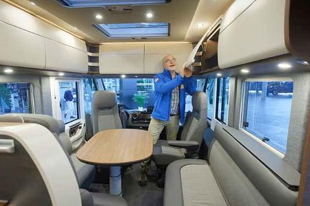 f_Cathago_Chic_C-Line_Hängeschrank