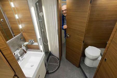 f_Cathago_Chic_C-Line_Bad