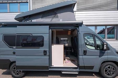 Seitenansicht, Campingbus, Bürstner