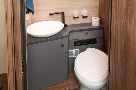 Bad, Eura Mobil Integra Line GT 726 QF, Eura Mobil, Wohnmobil, Camping, Mercedes