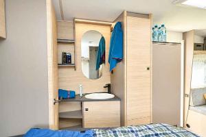 Next 380 (2025) Bad f