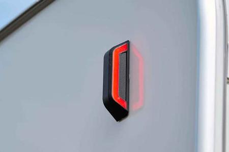 Next 380 (2025) Reflektor f