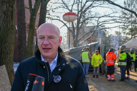Berlins Regierender Bürgermeister Kai Wegner (CDU) zeigte sich nach dem Ende des Stromausfalls erleichtert, steht wegen seines Agierens in der Krise aber stark in der Kritik. 