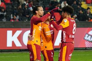 Erster Titel? Sané und Gündogan spielen um türkischen Supercup