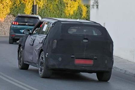 Erlkönig Kia EV3 GT