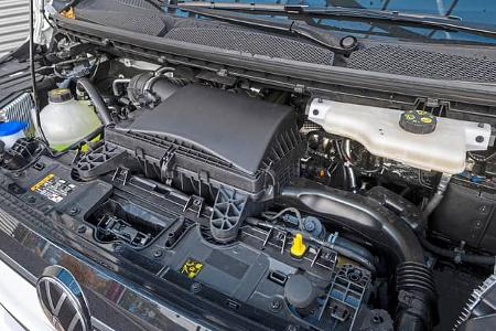 VW Caravelle, Motor
