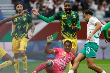Afrika-Cup: Senegal erster Halbfinalist