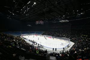 Loch im Eis: Olympia-Generalprobe unterbrochen