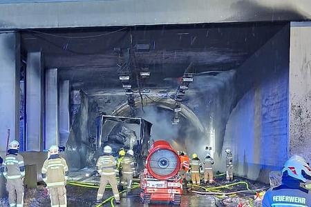 01/2026 Tauernautobahn A10 Tunnel Lkw Unfall Brand