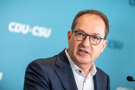 Bundesinnenminister Dobrindt: 