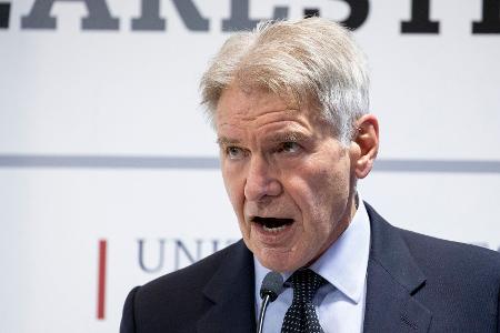 Aus dem Weg, ihr alten Säcke!