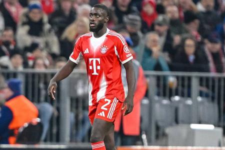 Dayot Upamecano (bis 78.) - Note: 2,5 - Hatte gerade gegen Wimmer starke Momente im Verteidigen gegen den Mann. Musste nach dem Seitenwechsel letztlich nicht mehr an die Leistungsgrenze gehen. Fand dann sogar mitunter die Freiheiten, um den Ball selbst bis ins vordere Drittel zu tragen.