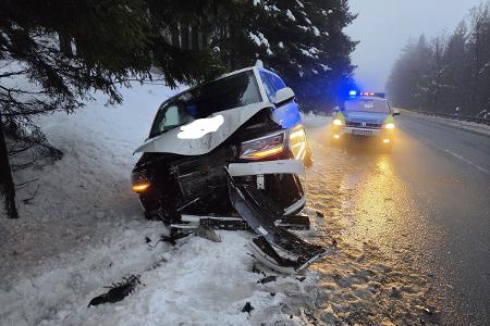 verunfallter Transporter