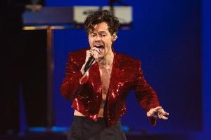 Gerüchte nach Plakat-Aktion: Kehrt Harry Styles bald zur Musik zurück?