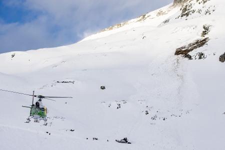 In Österreich ist ein Zwölfjähriger bei einem Lawinenunglück gestorben. (Symbolbild)
