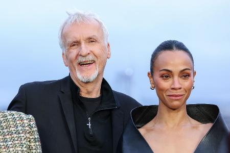 James Cameron und Zoe Saldaña
