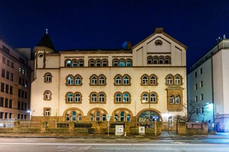 Mehrmals wurde die Schule ergebnislos durchsucht.