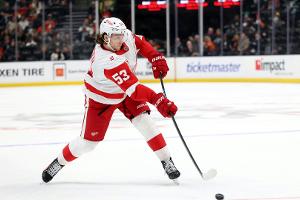 NHL: Defensivstarker Seider siegt mit Detroit gegen San Jose