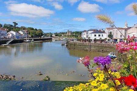 Frankreich, Westfrankreich, Pays de la Loire, Fluss, Brücke