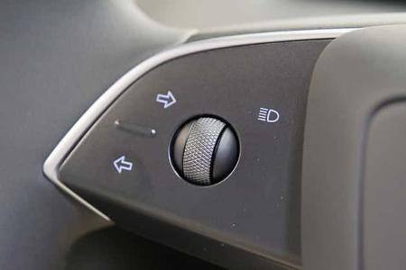 Tesla Model 3 Facelift 2037