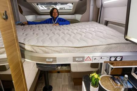 Bett, Benimar Mileo M282, Wohnmobil, Spanien, CMT 2026