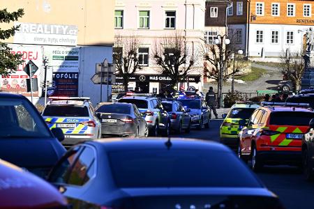 In einem Rathaus in Tschechien sind Schüsse gefallen.