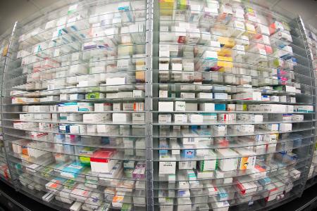 Trumps Drohungen gegen Pharmakonzerne könnten sich auf Patienten auswirken. (Archivbild)