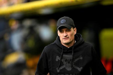 Blessin hofft auf Irvine-Einsatz im Derby