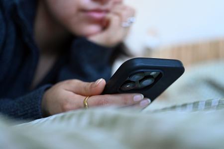 Auch in Großbritannien wird über ein Social-Media-Verbot diskutiert. (Archivfoto)