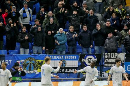 Als Borat verkleidet: Fünf Tage Haft für drei Brügge-Fans