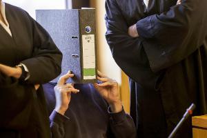 Ein bereits wegen zehnfachen Mordes in Aachen verurteilter Ex-Pfleger könnte für mehr als 100 weitere Todesfälle verantwortlich sein.