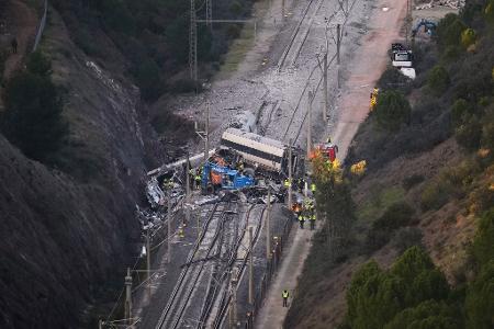 Nach dem schweren Zugunglück in Südspanien werden nun Details zu den Opfern bekannt.