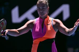 Sabalenka mit Mühe - Sönmez-Reise endet mit Buhrufen