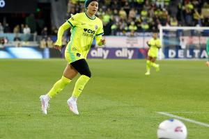 Bestbezahlte Spielerin? Rodman in neuen Dimensionen