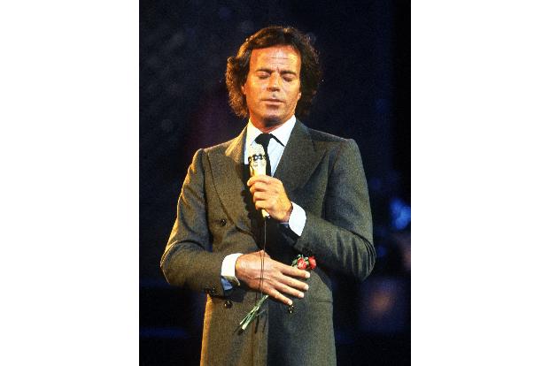 Die spanische Staatsanwaltschaft hat Ermittlungen gegen Julio Iglesias eingestellt, weil sie nicht zuständig sei. Der spanische Sänger hatte die gegen ihn erhobenen Vorwürfe vehement zurückgewiesen. (Archivfoto)