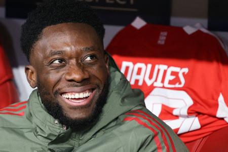 Bayern: Davies gibt Startelf-Comeback - Urbig ersetzt Neuer