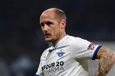 Über das Karriereende hinaus: Paderborn verlängert mit Michel