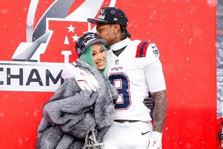Super-Bowl-Teams stehen fest: Cardi B jubelt mit Freund Stefon Biggs