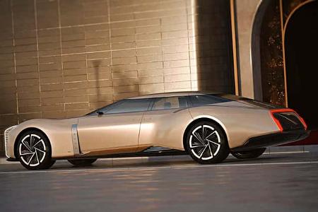 Aznom LÕEpoque mit acht Metern LŠnge