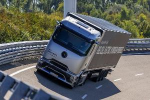 Daimler Truck Mercedes NextGenH2 Brennstoffzellen-Lkw