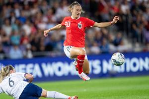 Bayern verlängern mit Naschenweng