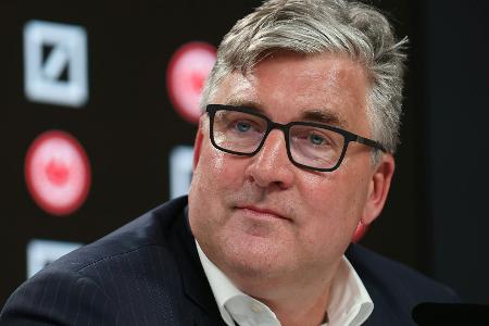 Hellmann: Eintracht-Trainersuche 