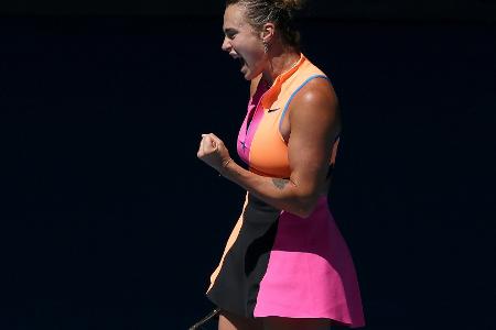 Jovic chancenlos: Sabalenka trotzt der Hitze