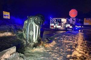 Unfallstelle auf der L3117 bei Rodgau in der Nacht zu Dienstag.